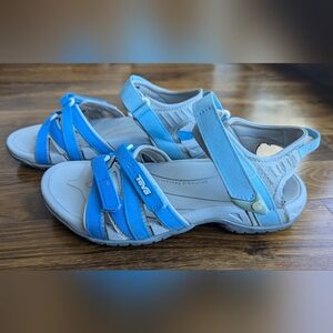 Teva Tirra Sandals Size 5